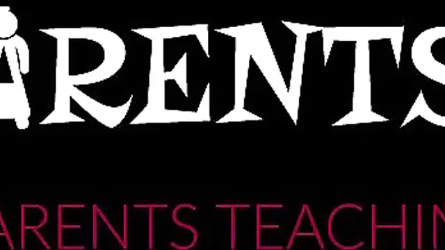 Tattooed milf outdoors licking young cock🌭 with blonde teen