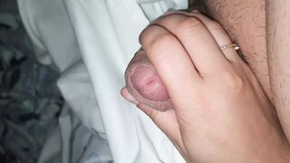 Mom's filthy secret🤫: stepson uncovers hidden prize under blanket during sly BJ