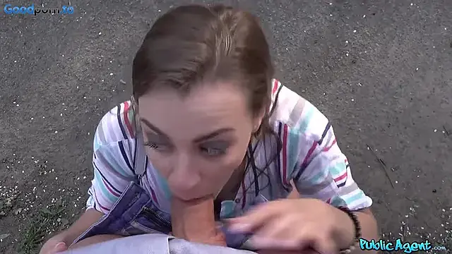 Public Agent - Josephine Jackson exposes her big boobs