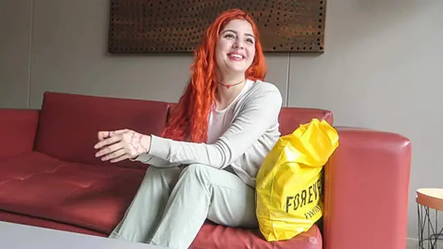 Pale Hispanic Redhead Gave Tight Pussy🌮️ to Fake Dick🍆