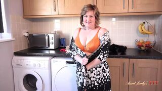 Older Housewife Aunt Judy's XXX: 58yo curvy housewife blows her meat, yours.