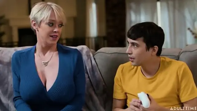 Dee Williams:双重游戏等你来挑战