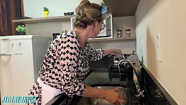  FRIENDS HAD SEX WITH MY STEP milf′S BUTT🍑